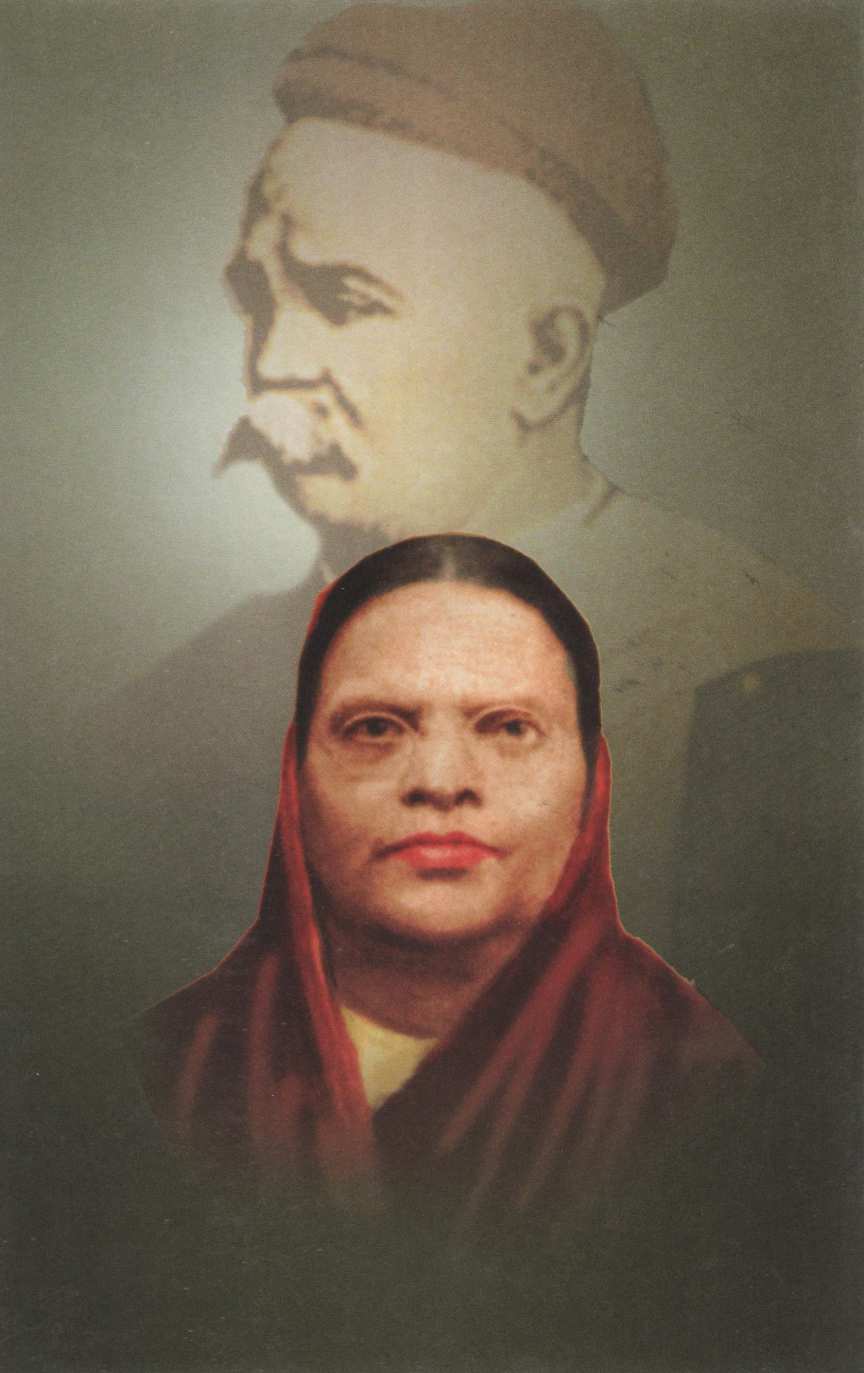Ramabai Ranade Yanche Charitra ( रमाबाई रानडे यांचे चरित्र ) by Raviprakash Kulkarni ( रविप्रकाश कुलकर्णी )